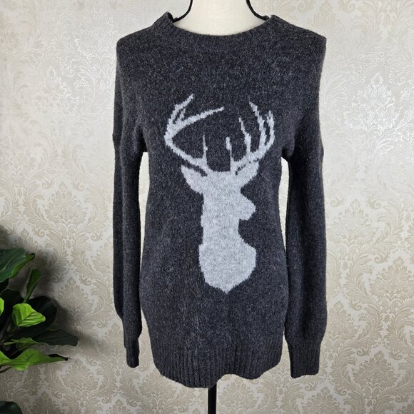 Yet Again Size Small Gray Deer Graphic Sweater Long Sleeve Tunic Length - Picture 1 of 12